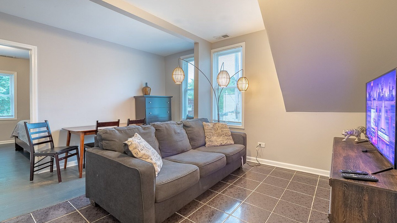 Photo of Livingroom in Back of the Yards