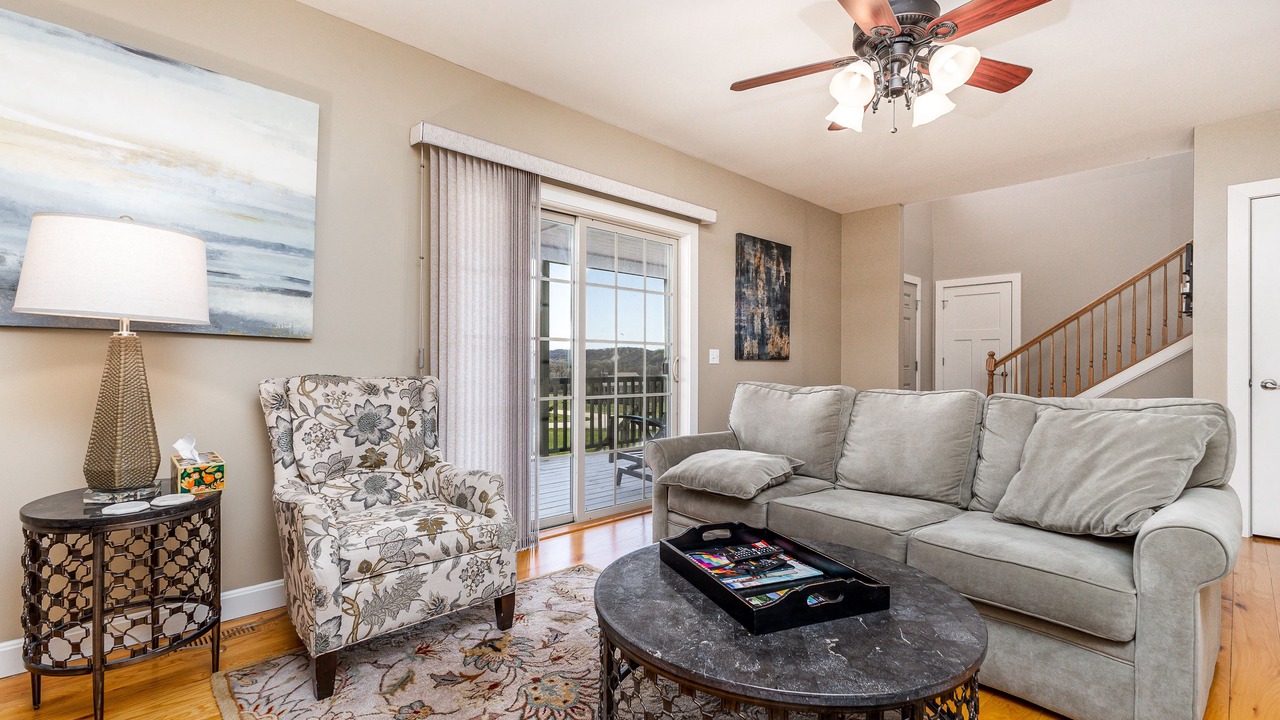 Photo of Livingroom in The Galena Territory