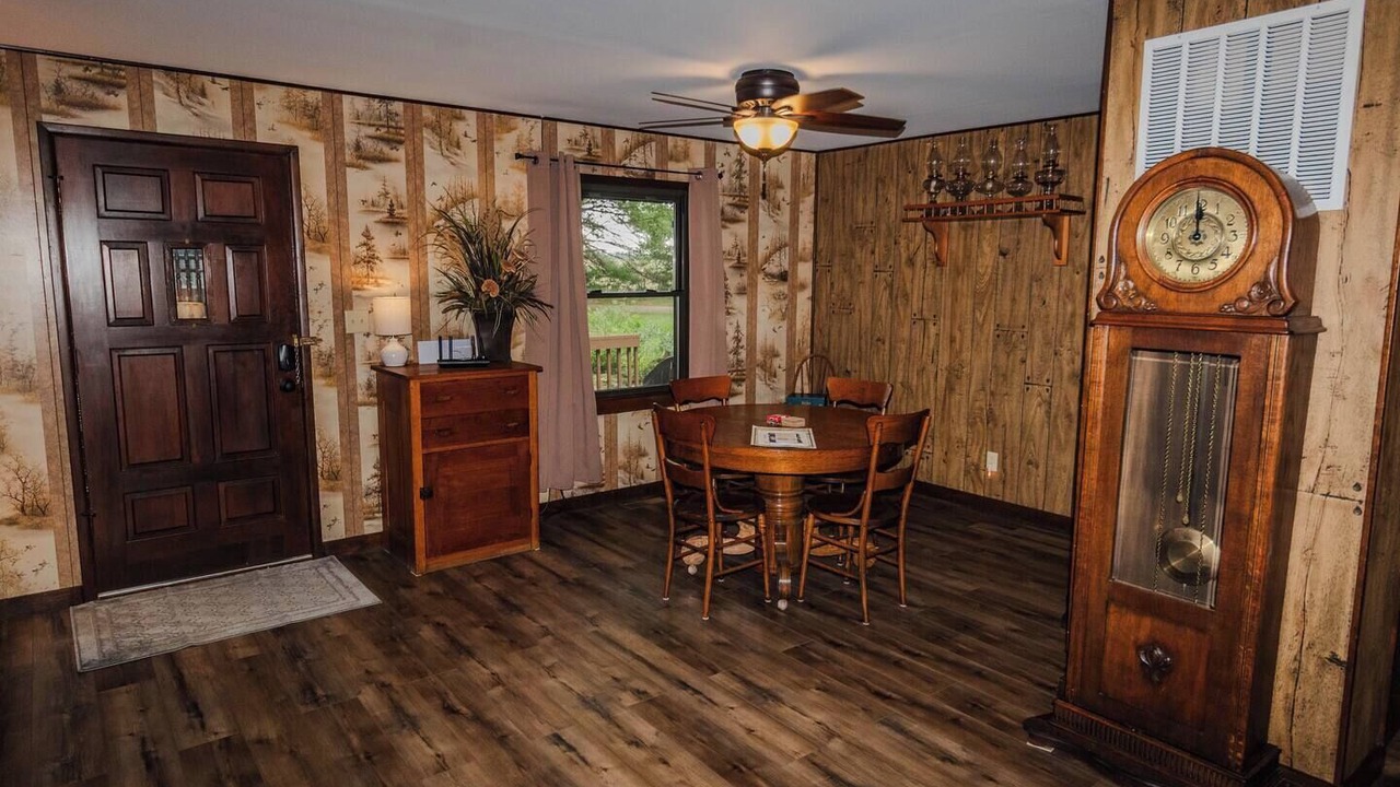 Photo of Bedroom in Dundas