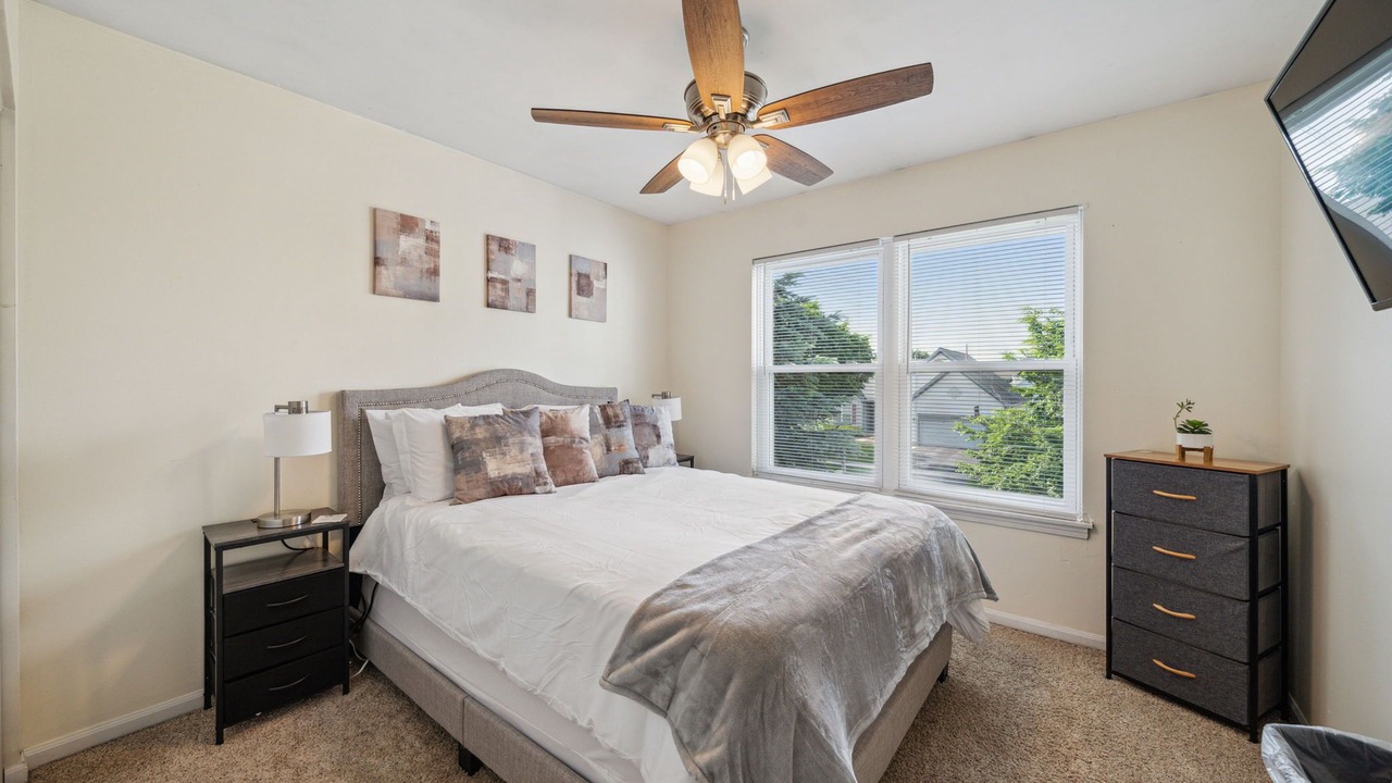 Photo of Bedroom in Fox Valley