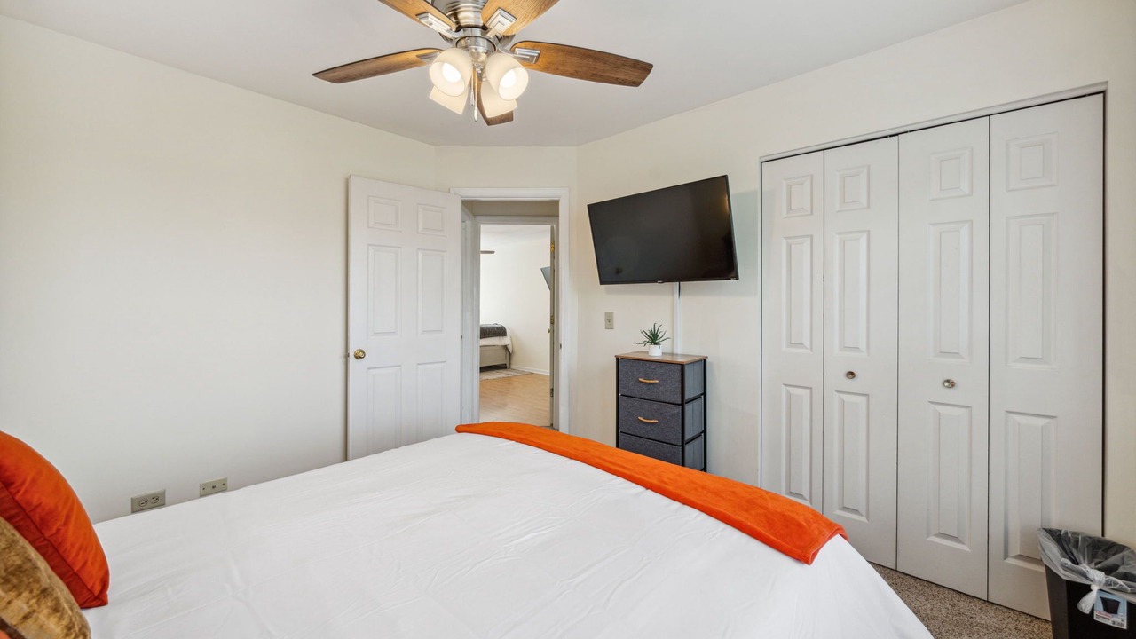 Photo of Bedroom in Fox Valley