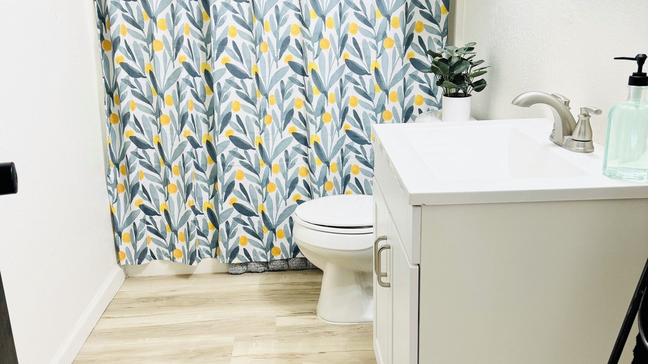Photo of Bathroom in Pekin