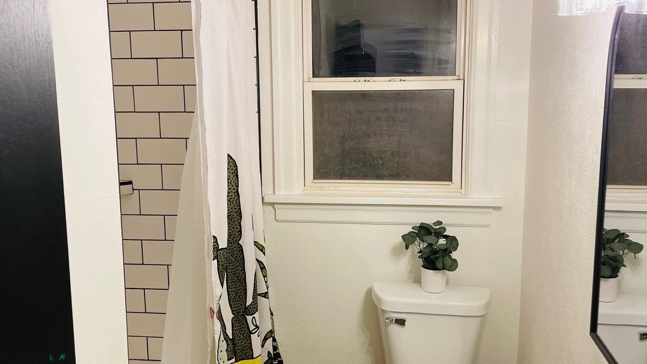 Photo of Bathroom in Pekin