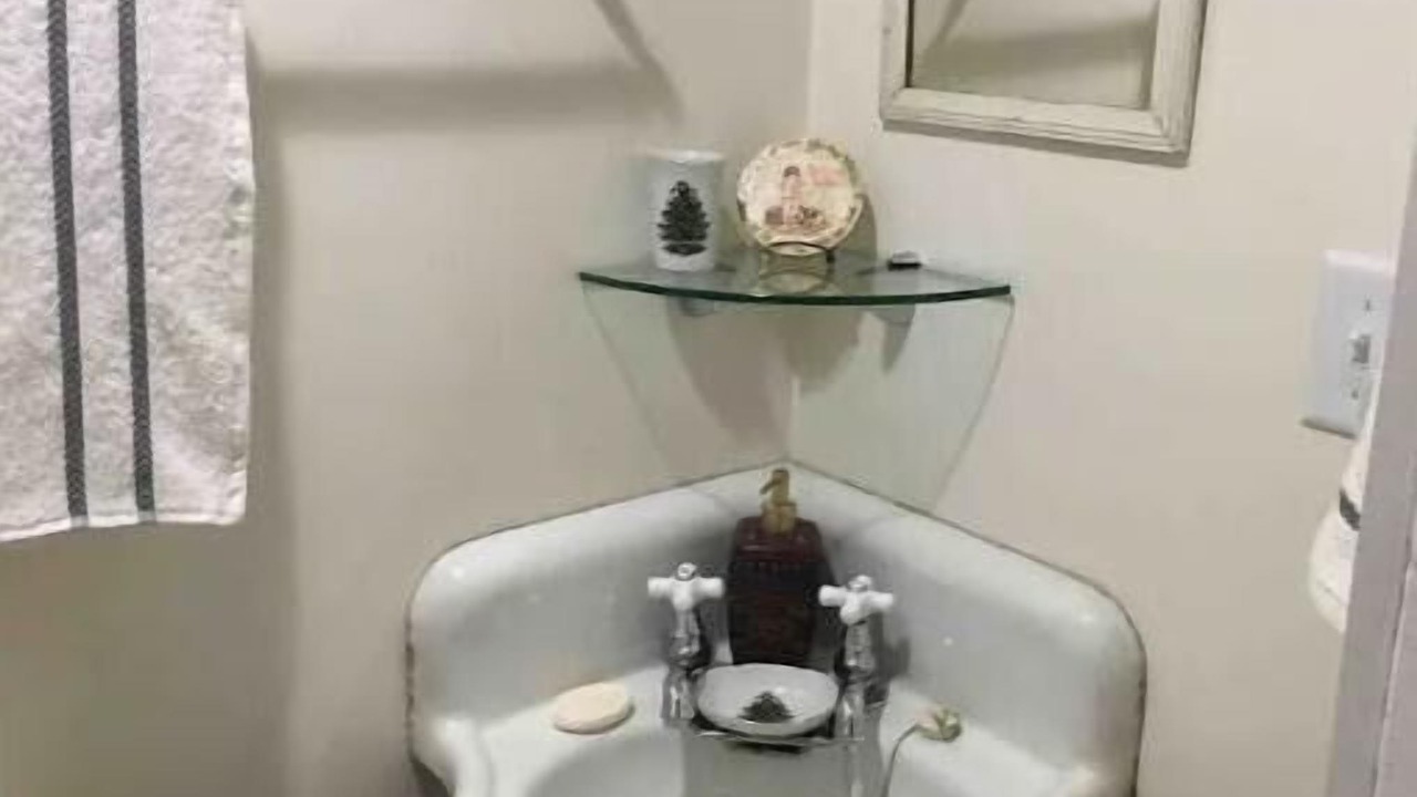 Photo of Bathroom in Hillsboro