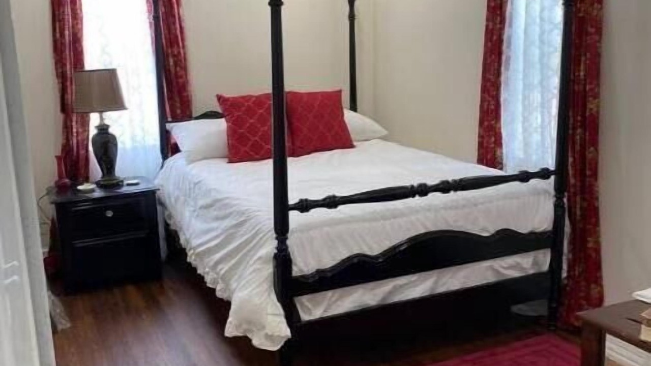 Photo of Bedroom in Hillsboro