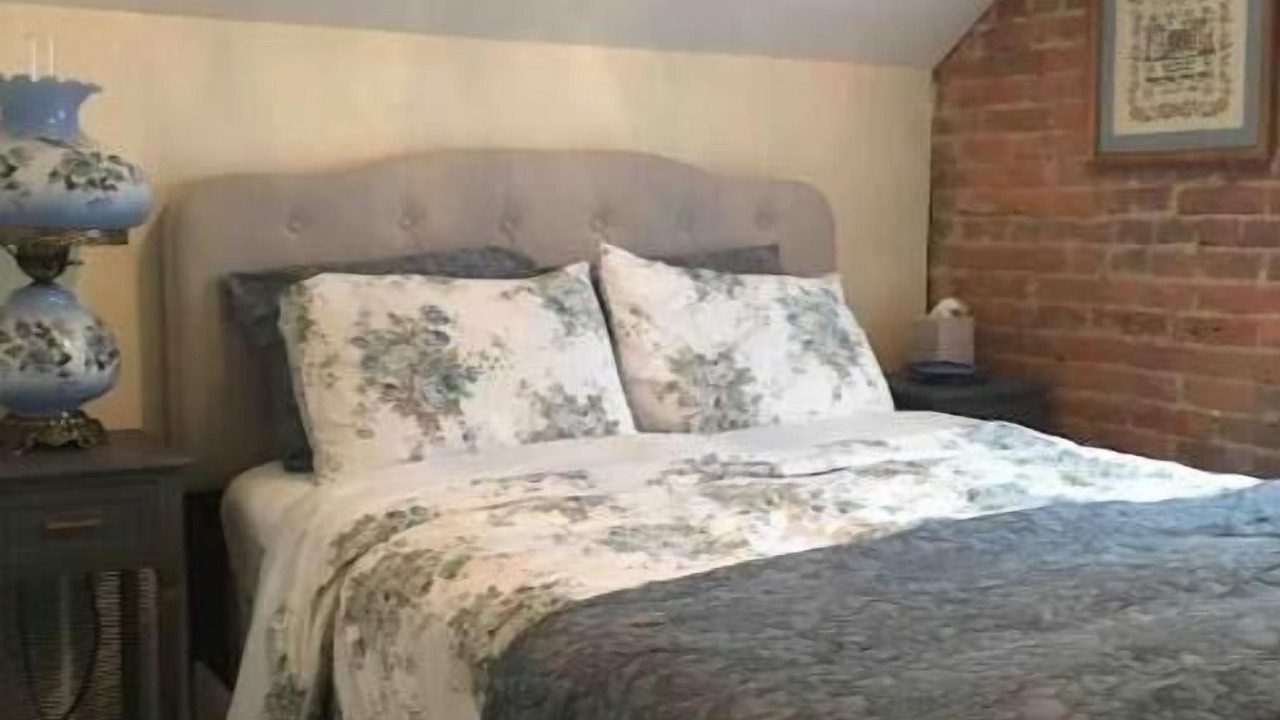 Photo of Bedroom in Hillsboro