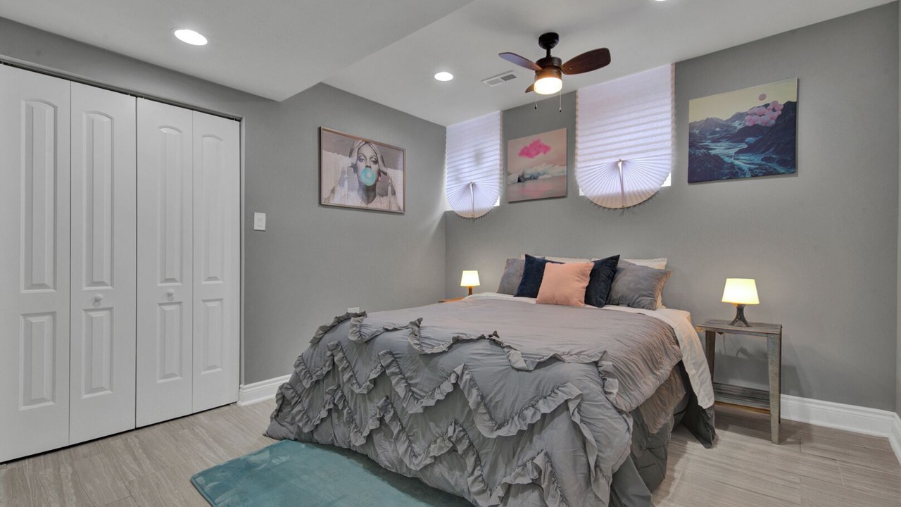 Photo of Bedroom in Bronzeville