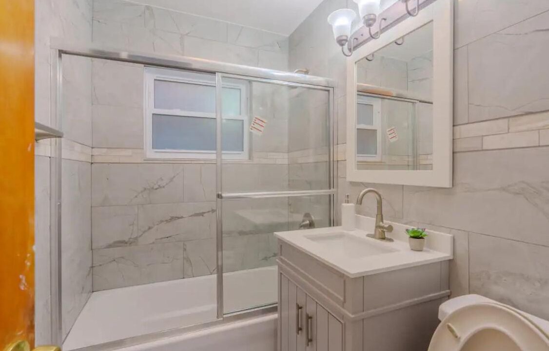 Photo of Bathroom in West Ridge