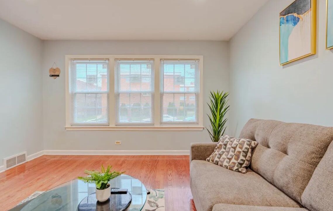 Photo of Livingroom in West Ridge
