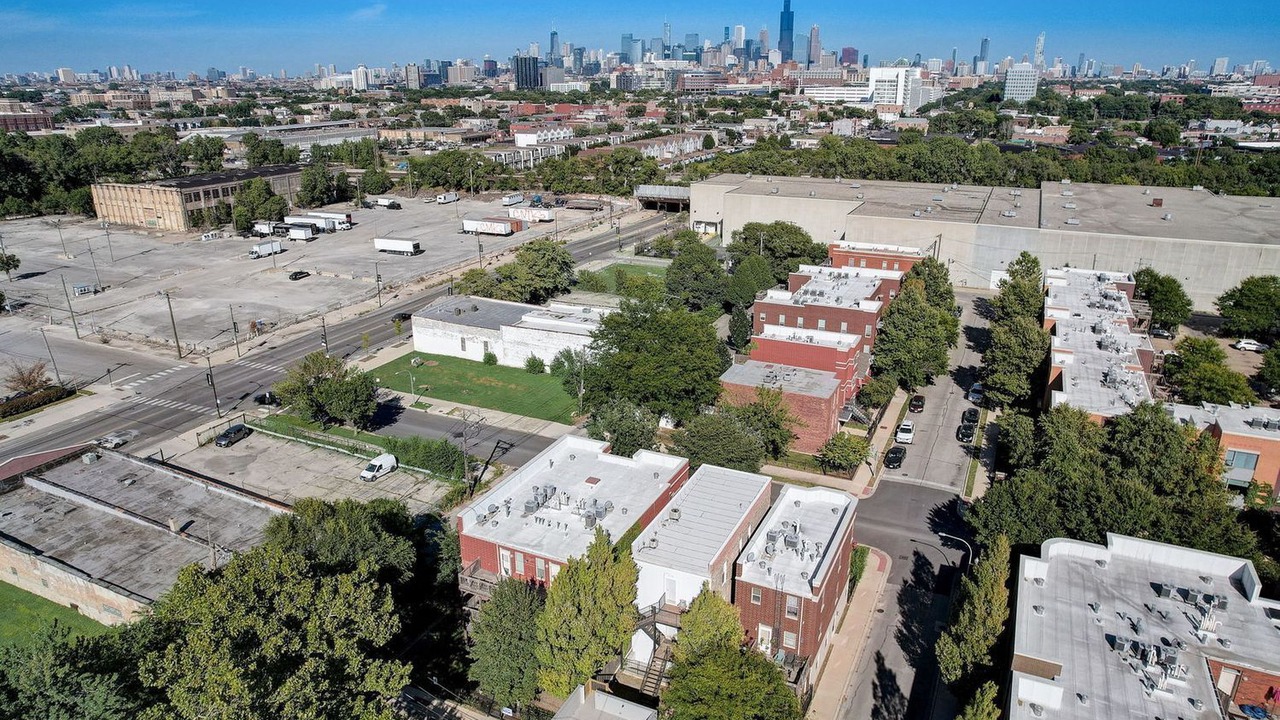Photo of Outdoor in North Lawndale