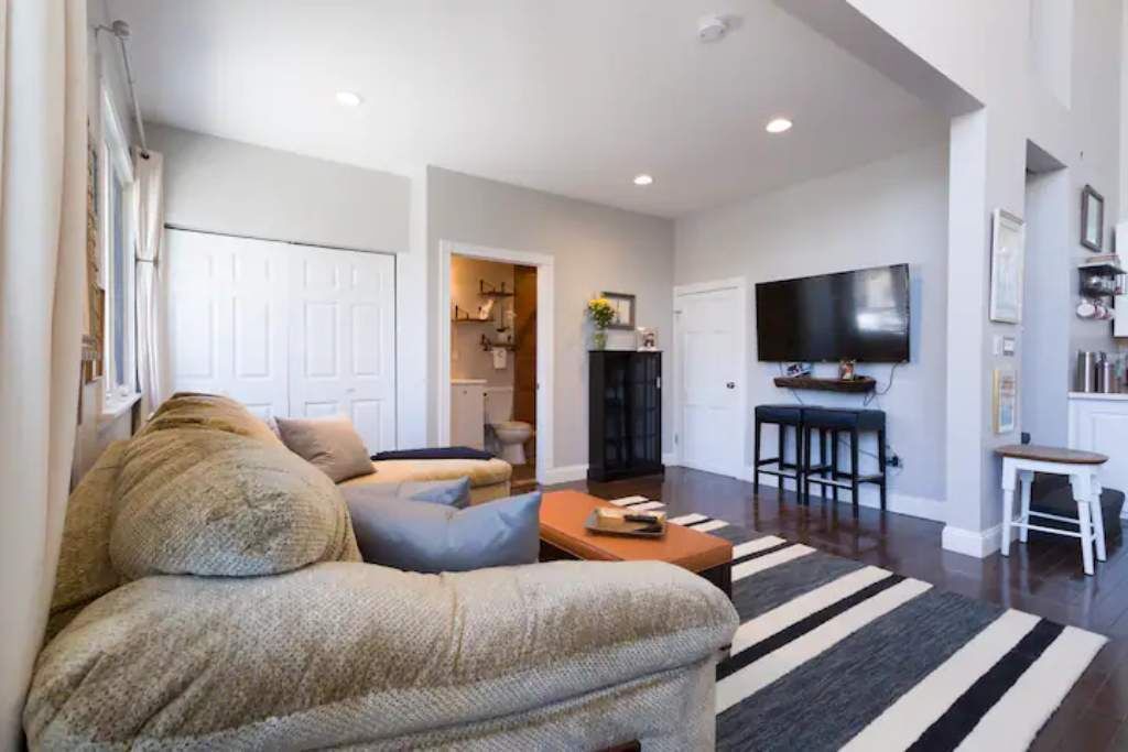 Photo of Livingroom in Forest Park