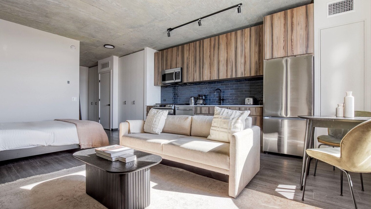 Photo of Livingroom in Near West Side