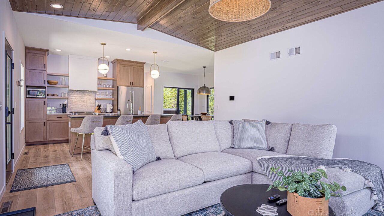 Photo of Livingroom in Galena