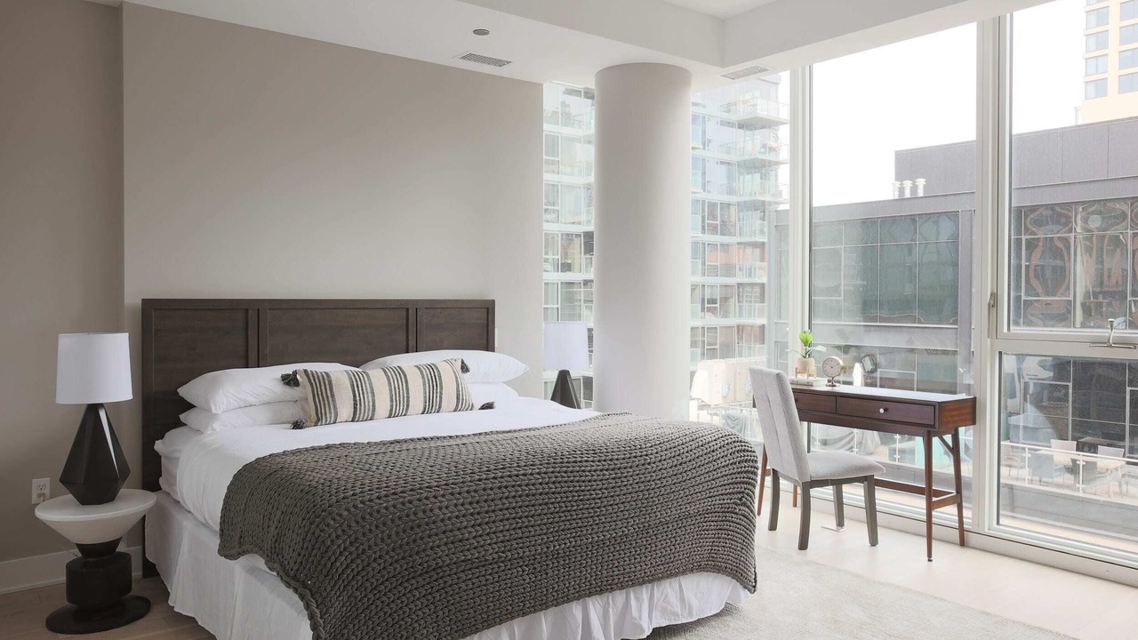 Photo of Bedroom in Near North Side