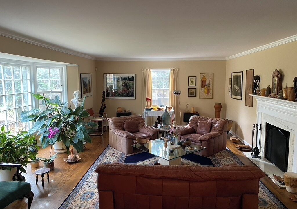 Photo of Livingroom in Forestview