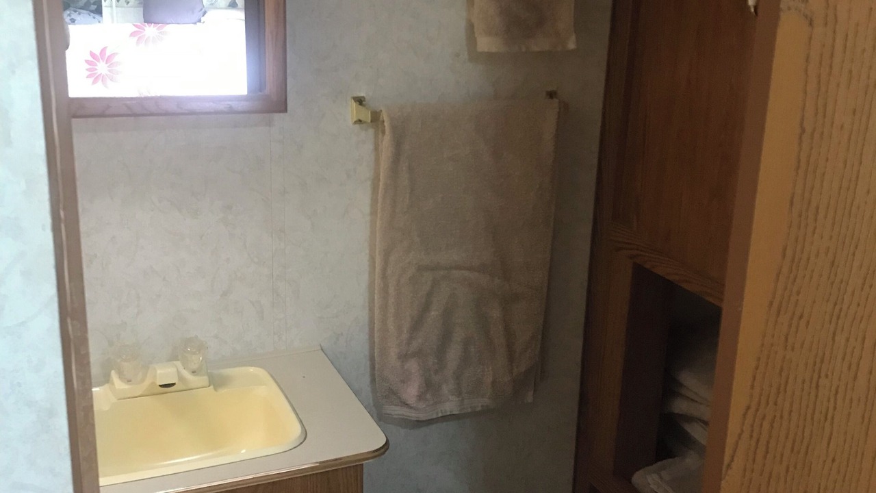 Photo of Bathroom in Simpson