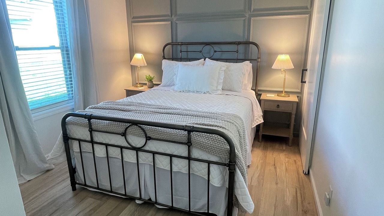 Photo of Bedroom in Quincy