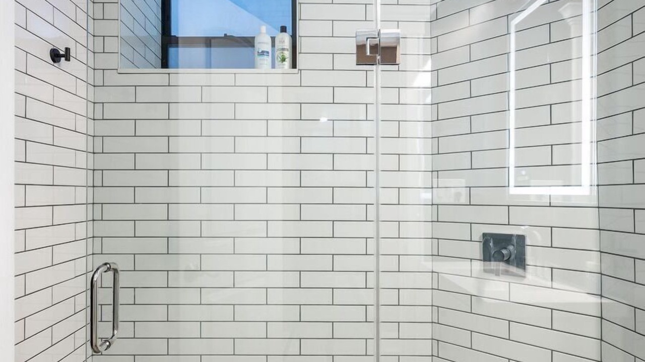 Photo of Bathroom in Wrigleyville