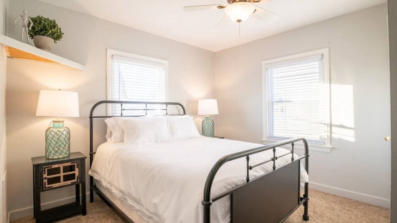 Photo of Bedroom in Peoria Heights