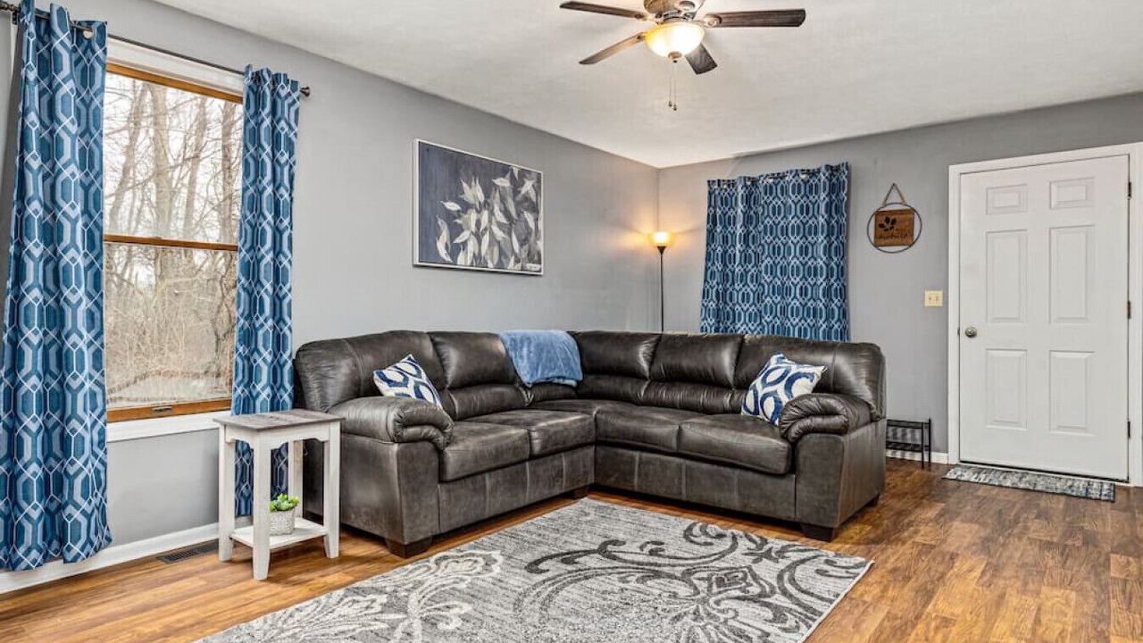 Photo of Livingroom in Sunnyland