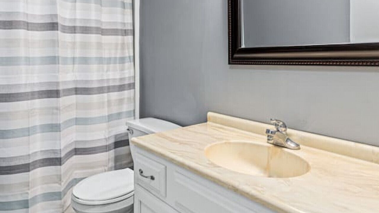 Photo of Bathroom in Sunnyland
