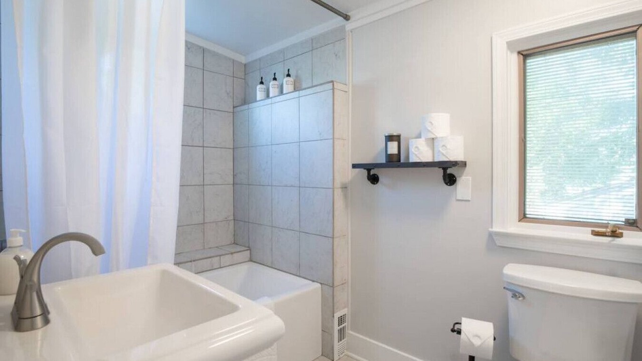 Photo of Bathroom in Peoria Heights