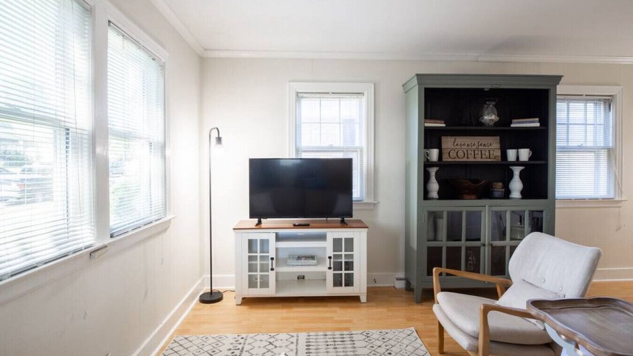 Photo of Livingroom in Peoria Heights