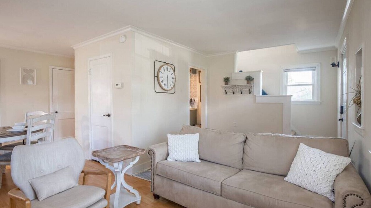Photo of Livingroom in Peoria Heights