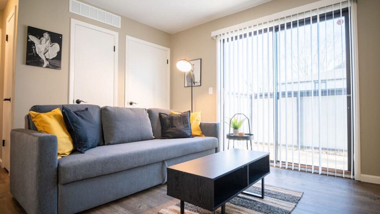 Photo of Livingroom in Sunnyland