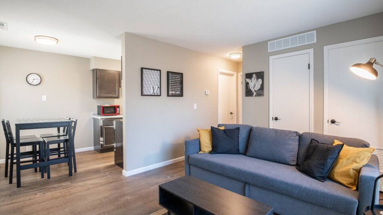 Photo of Livingroom in Sunnyland