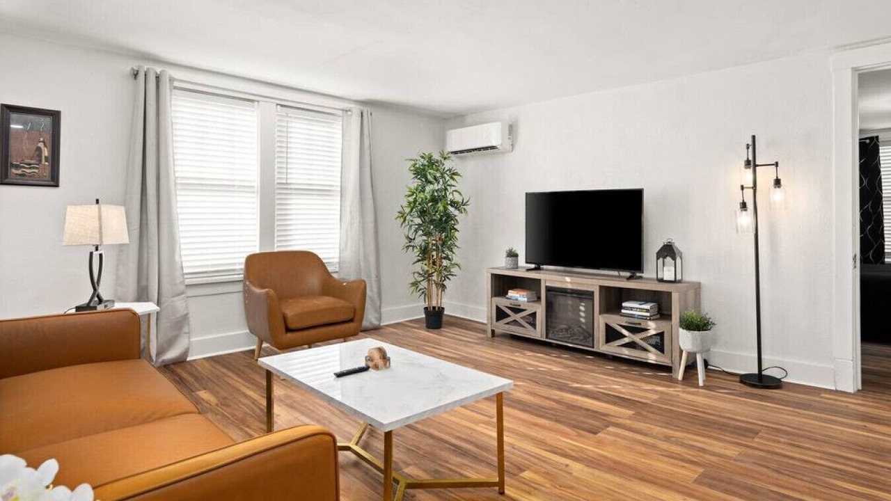 Photo of Livingroom in Peoria Heights