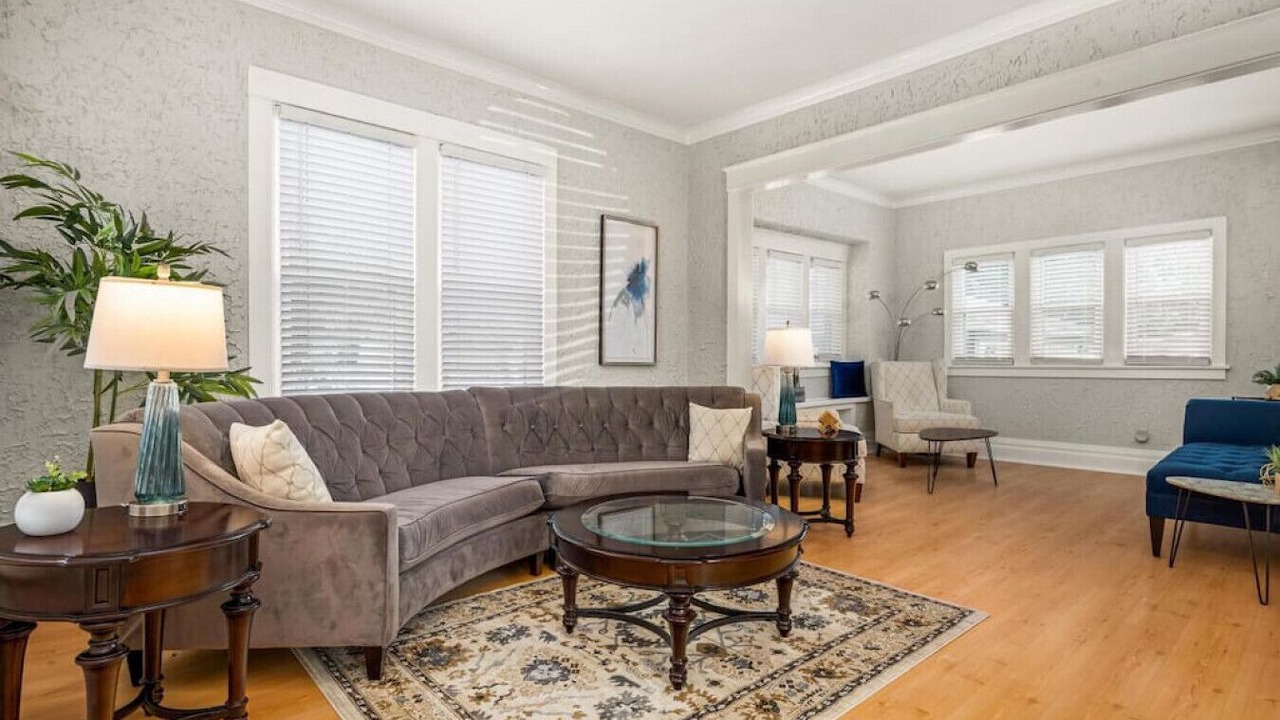 Photo of Livingroom in Peoria Heights