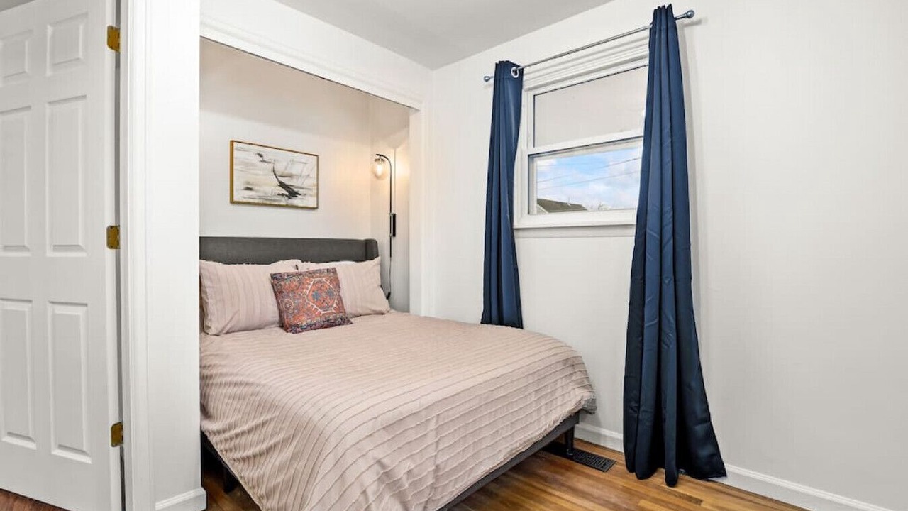 Photo of Bedroom in Peoria Heights