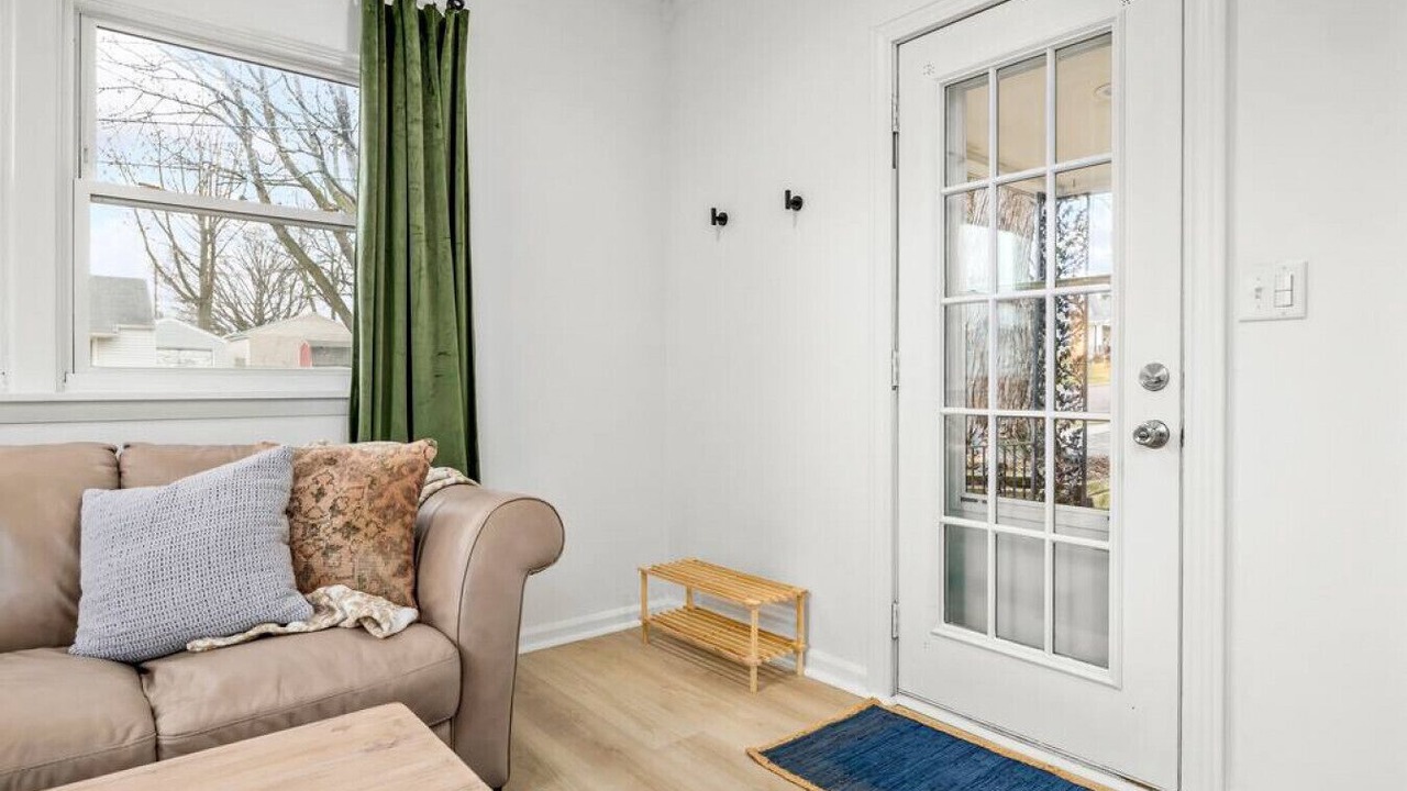 Photo of Livingroom in Peoria Heights