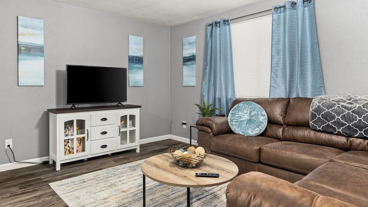 Photo of Livingroom in Sunnyland