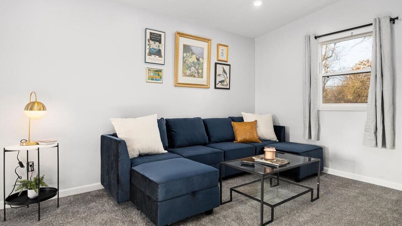 Photo of Livingroom in Peoria Heights