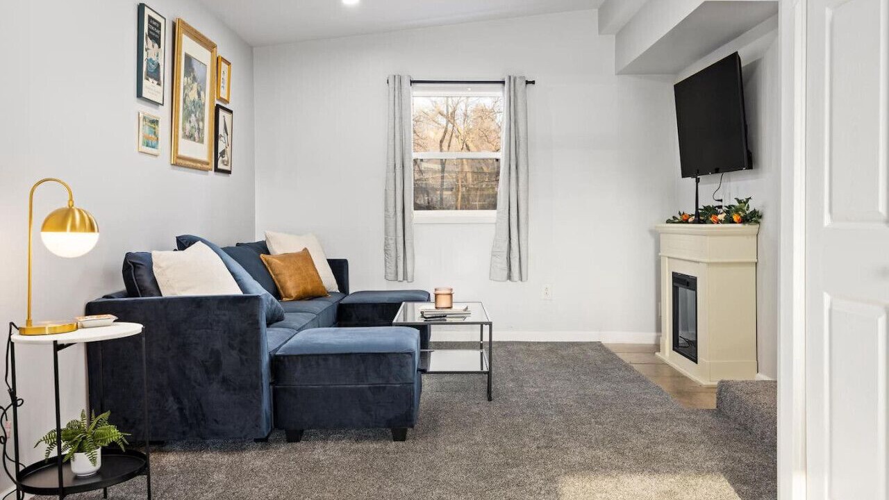 Photo of Livingroom in Peoria Heights