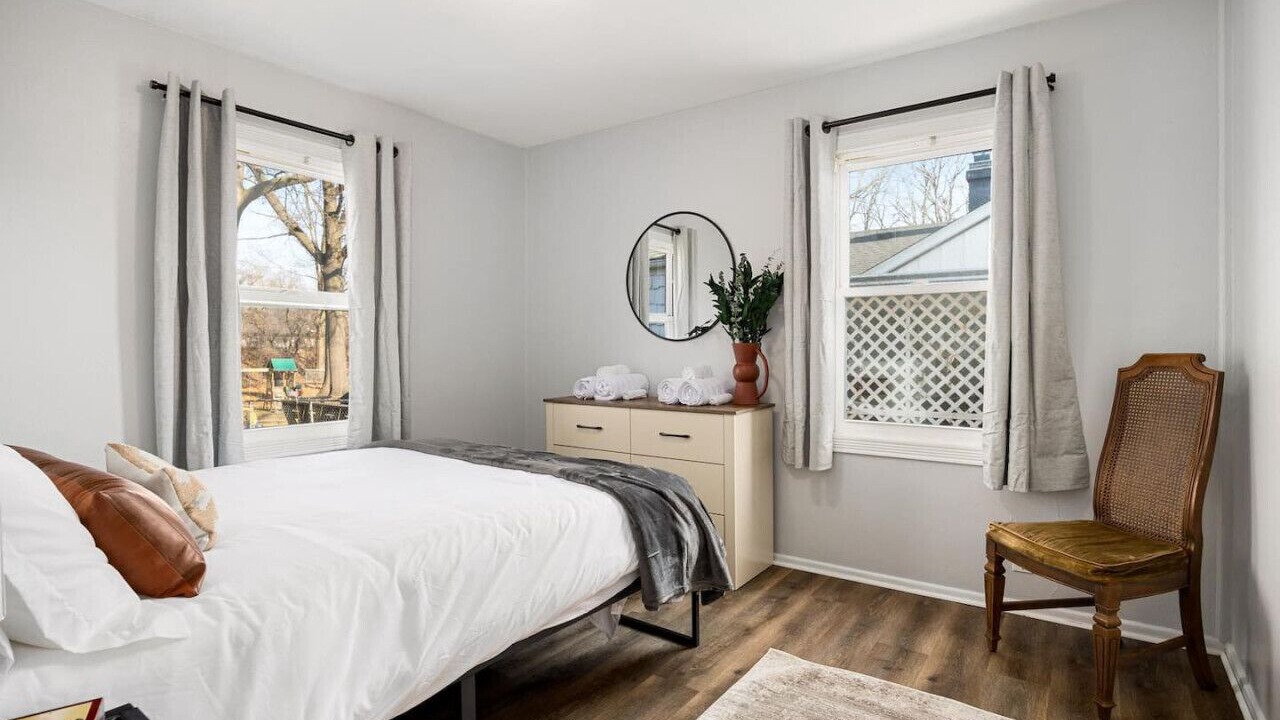 Photo of Bedroom in Peoria Heights