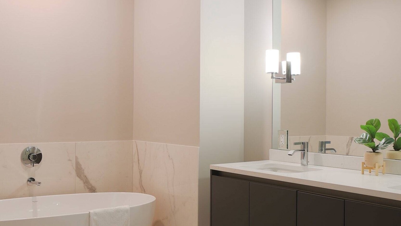 Photo of Bathroom in Near North Side