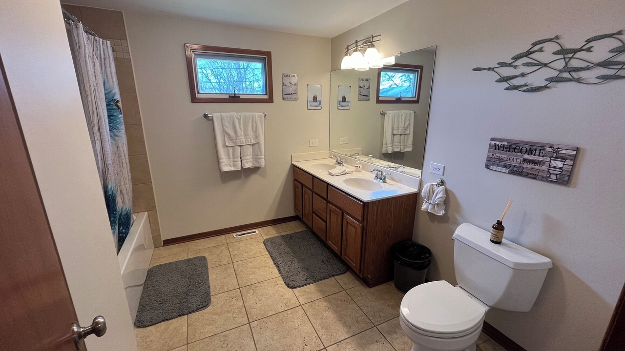 Photo of Bathroom in Wonder Lake