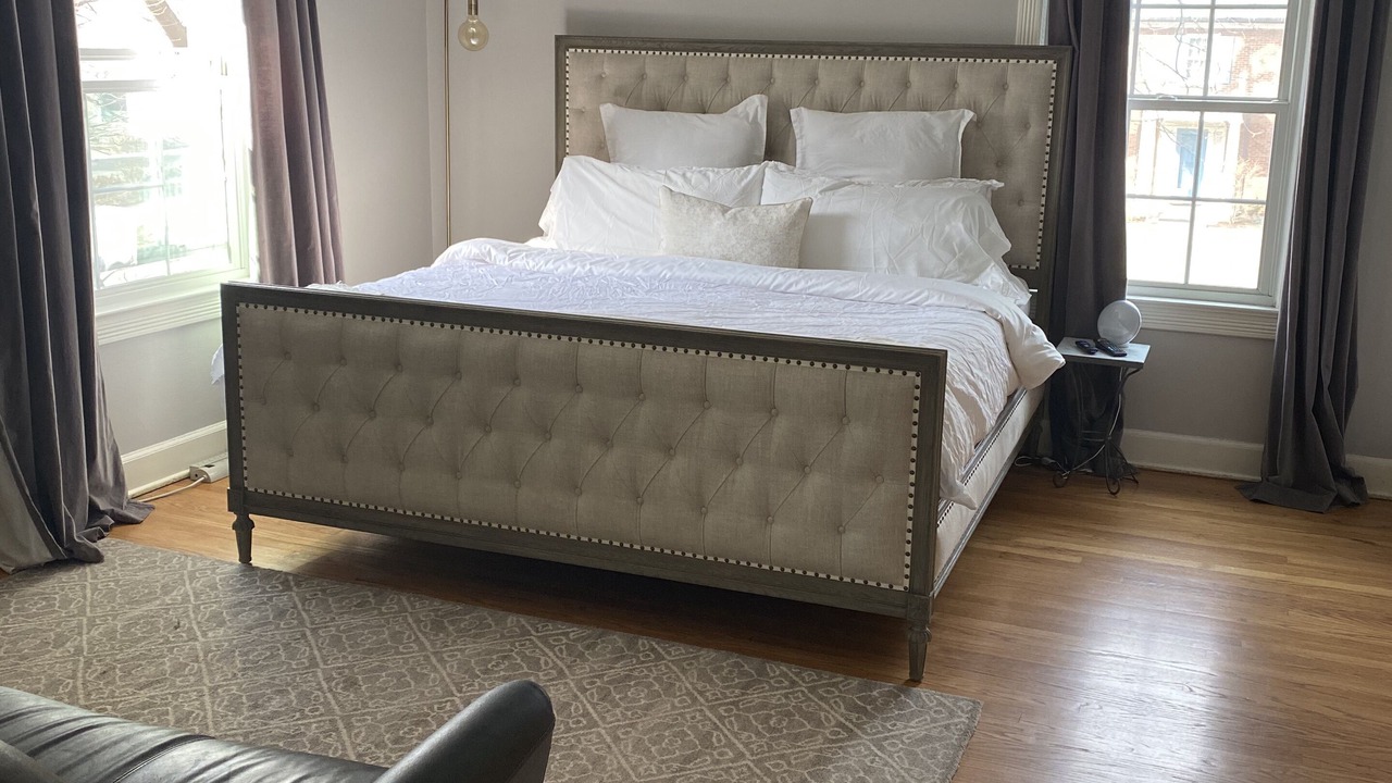 Photo of Bedroom in Evanston
