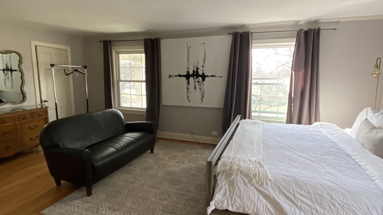 Photo of Bedroom in Evanston