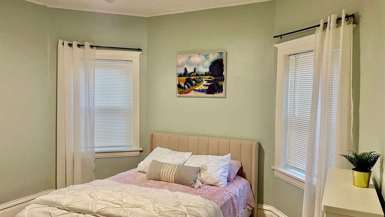 Photo of Bedroom in Oak Park