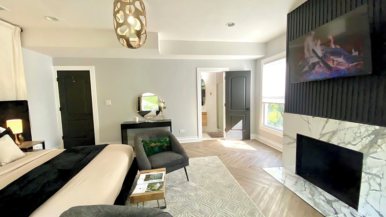 Photo of Bedroom in Beverly