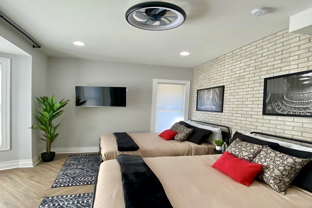 Photo of Bedroom in Beverly