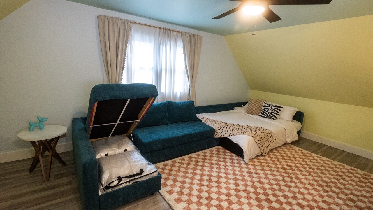 Photo of Bedroom in Rogers Park