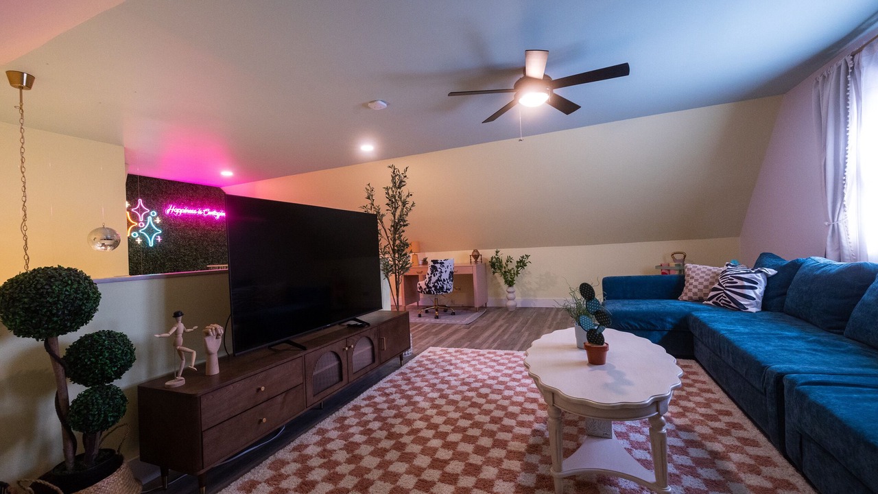 Photo of Livingroom in Rogers Park