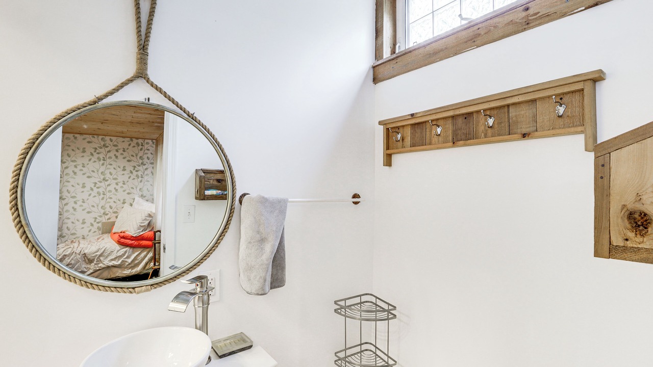 Photo of Bathroom in Carterville