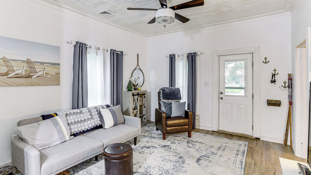 Photo of Bedroom in Carterville