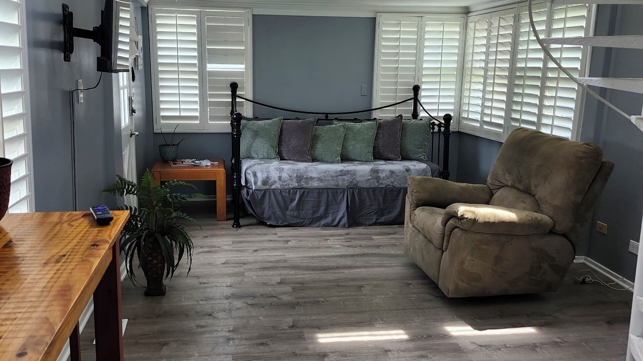 Photo of Bedroom in Fox River Grove